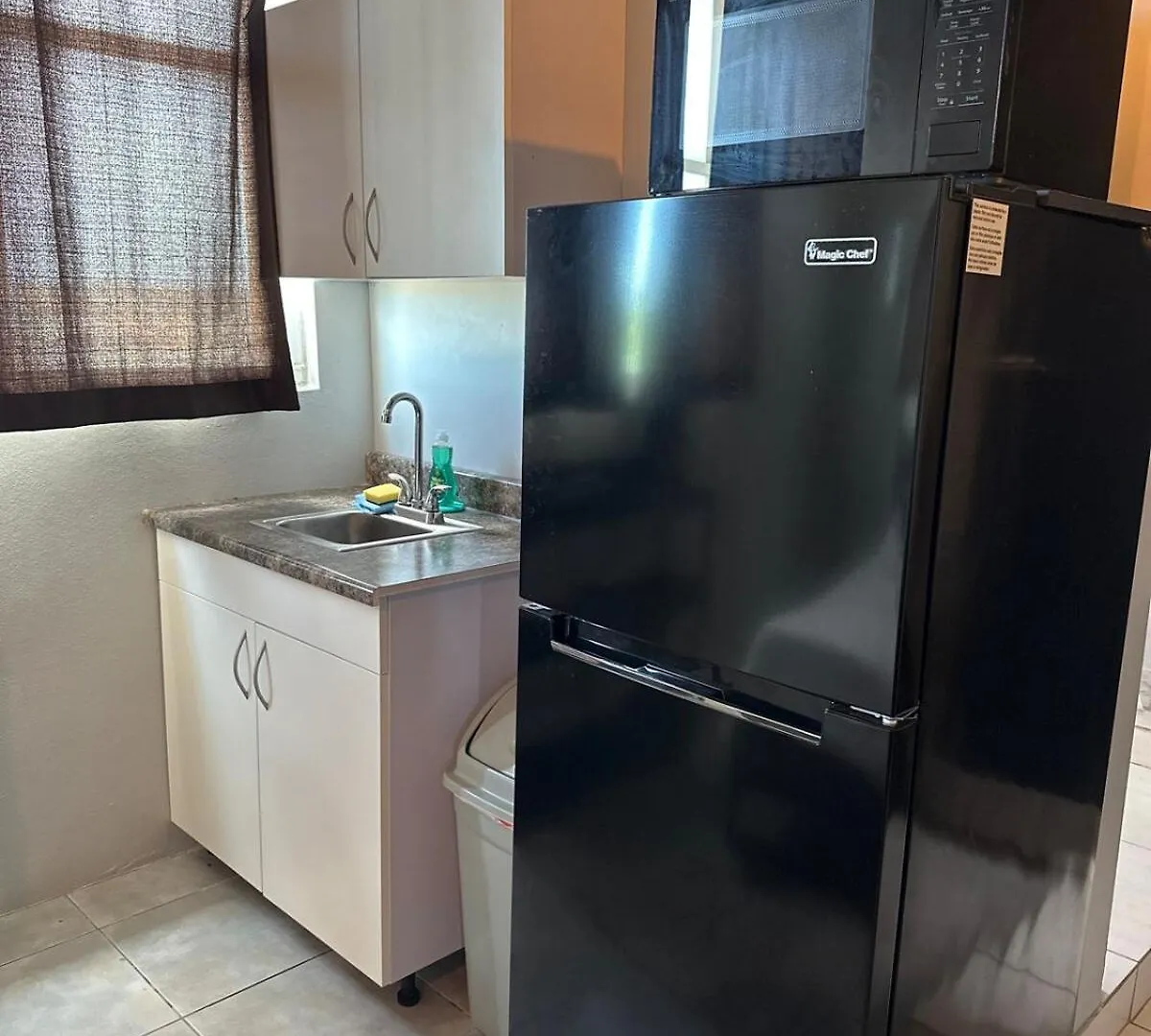 Las Alturas Loft 304 Aguadilla Apartament